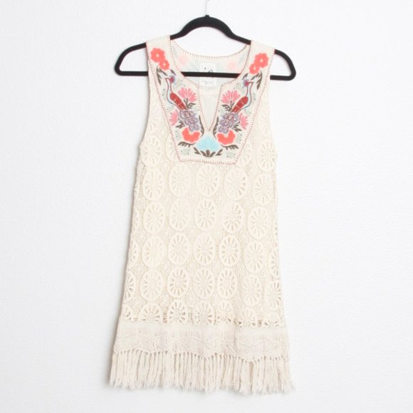 Anthropologie Dresses & Skirts - Anthropologie Crochet Fringe Embroidered Dress XS